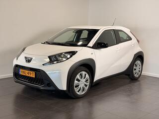 toyota-aygo-x-1.0-vvt-i-mt-play--a