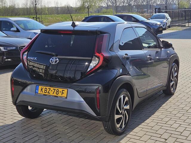 Toyota AYGO X 1.0 VVT-i MT Pulse Two Tone Fabrieksgarantie