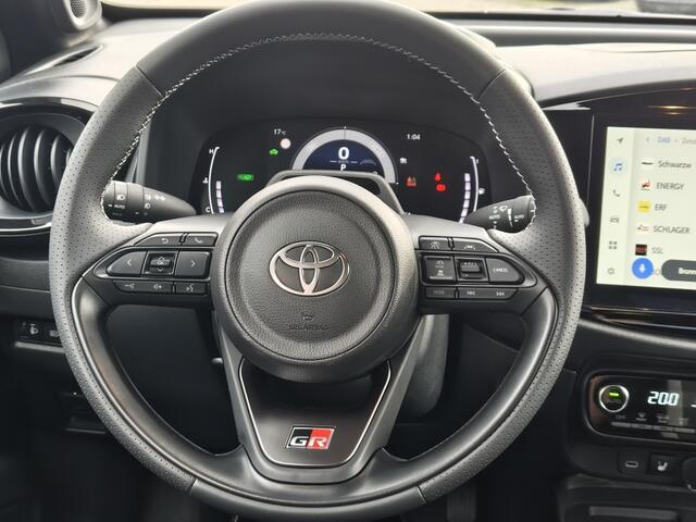 Toyota AYGO X 1.5 Hybrid GR Sport | JBL | Sensoren v/a | Stoelverwarming