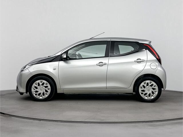 Toyota AYGO 1.0 VVT-i X-Nav | Navigatie | Parkeercamera |