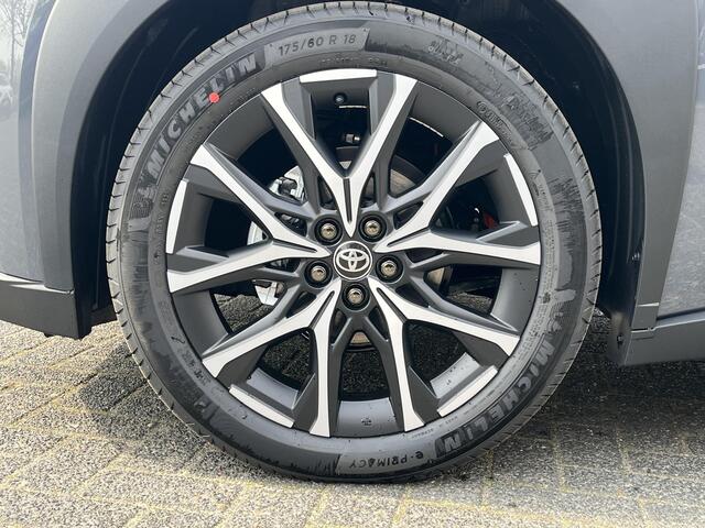 Toyota AYGO X Hybrid 115 GR Sport | Storm grey met zwart dak | Nieuw uit voorraad leverbaar |