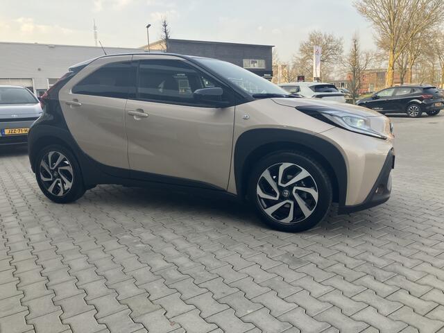 Toyota AYGO X 1.0 VVT-i AUTOMAAT Puls | Apple Car-Play | Camera