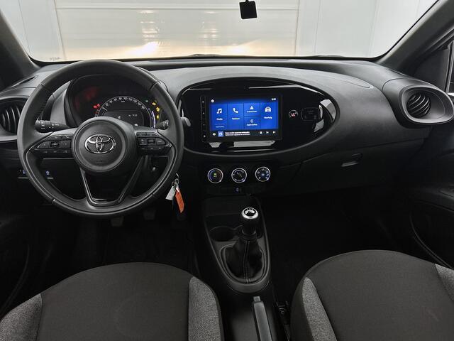Toyota AYGO X 1.0 VVT-i MT Play | Apple CarPlay | Android Auto |