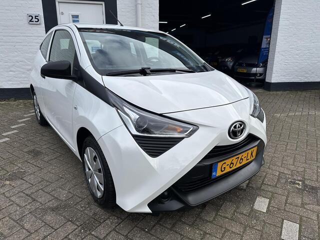 Toyota AYGO 1.0 VVT-i x /Nieuwe apk bij aflevering/Radio usb/1e Eigenaar