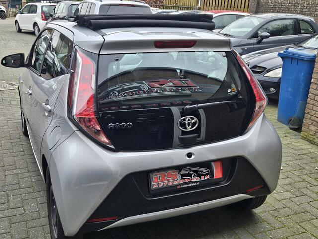Toyota AYGO 1.0 VVT-i x-play CABRIOLET *** AIRCO-ELECTR.RAMEN-CV-SP.WIELEN ,etc,etc.***