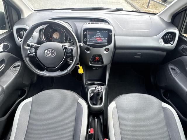 Toyota AYGO 1.0 VVT-i x-joy | 06-10141018 Voor meer informatie