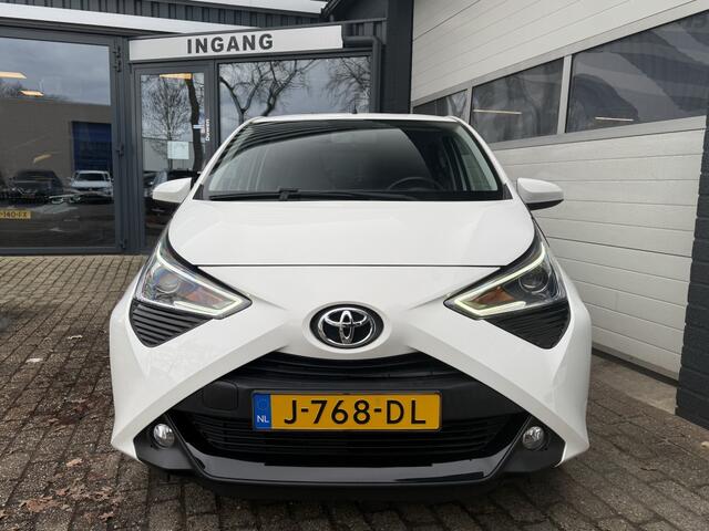 Toyota AYGO 1.0 VVT-i x-joy automaat/camera