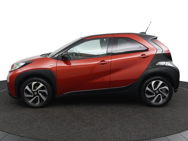 Toyota AYGO X 1.0 VVT-i MT Pulse Limited | Stoelverwarming | Bi Tone | Achteruitrijcamera | Cruise control adaptief |