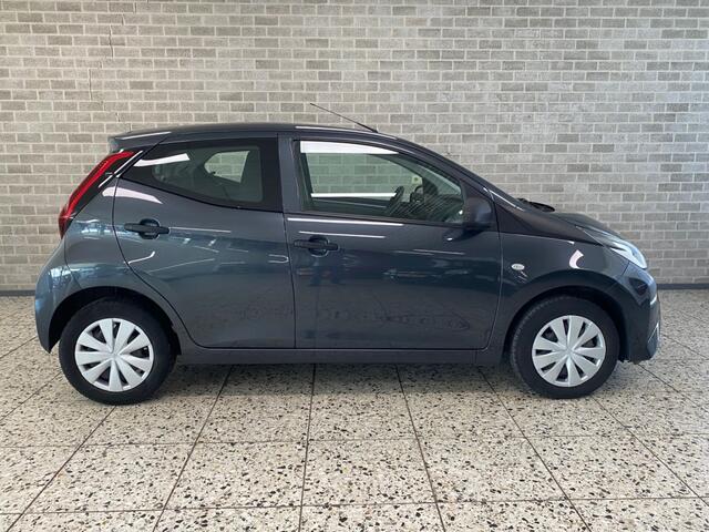 Toyota AYGO 1.0 VVT-I X-Fun Airco/Cruise/Radio/El-Ramen