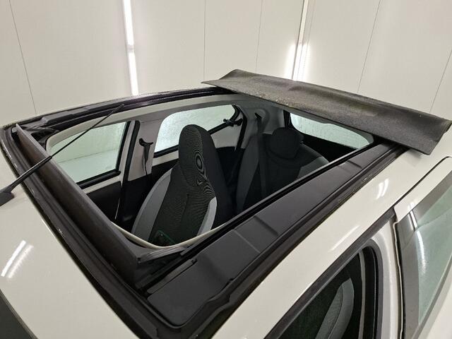 Toyota AYGO 1.0 VVT-i x-Wave CabrioTop! Camera! Navi! PAAS Show t/m 1e+2e PaasDag!