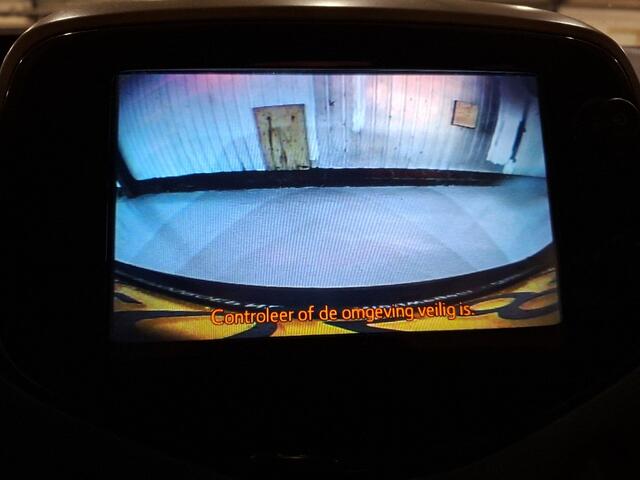 Toyota AYGO 1.0 VVT-i x-Wave CabrioTop! Camera! Navi! PAAS Show t/m 1e+2e PaasDag!