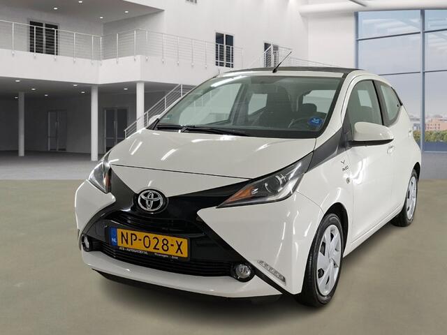 Toyota AYGO 1.0 VVT-i x-Wave CabrioTop! Camera! Navi! PAAS Show t/m 1e+2e PaasDag!