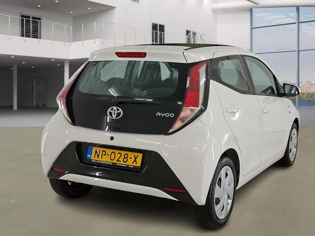 Toyota AYGO 1.0 VVT-i x-Wave CabrioTop! Camera! Navi! PAAS Show t/m 1e+2e PaasDag!