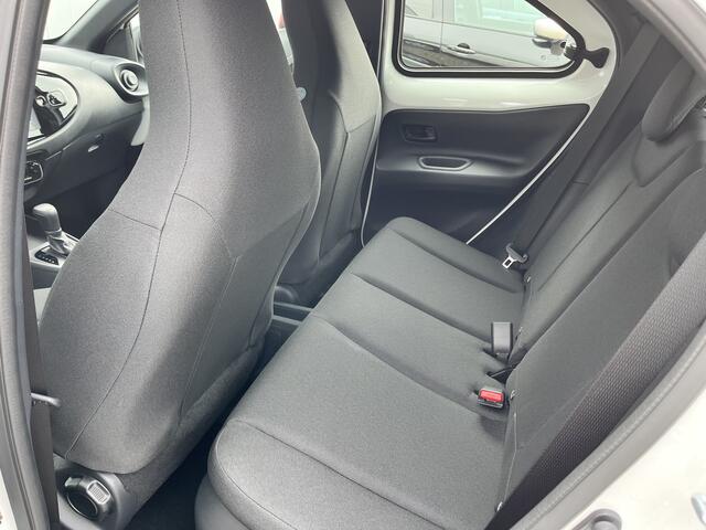Toyota AYGO X Hybrid 115 play Hybrid NIEUW VOORRAAD LEVERBAAR
