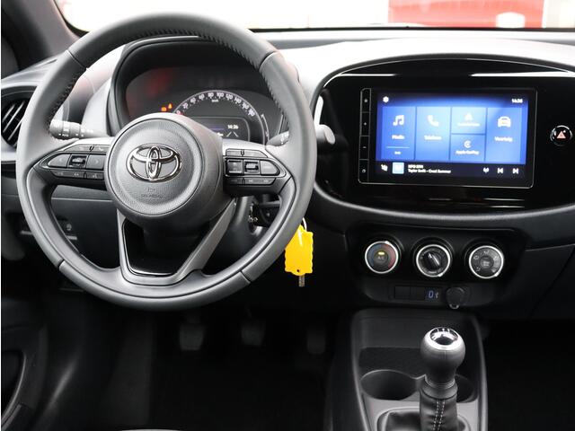 Toyota AYGO X 1.0 VVT-i Play , Rode accenten, Nieuw en direct leverbaar met ¤663,- voordeel