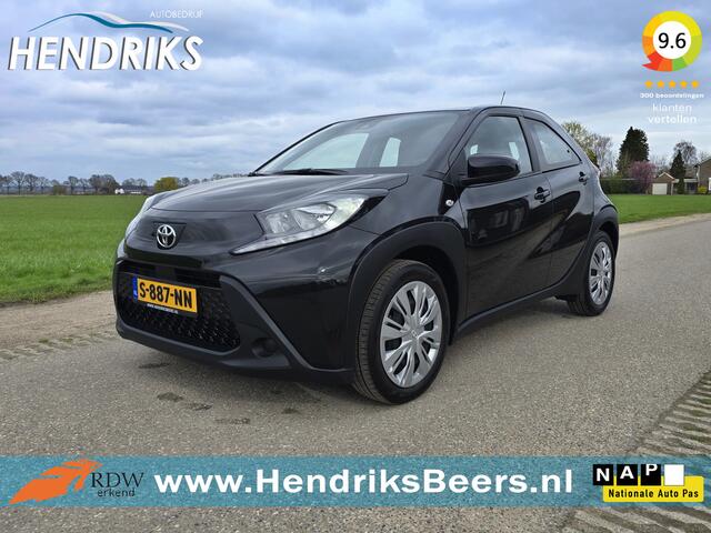 Toyota AYGO X 1.0 VVT-i MT Play - 74 Pk - Euro 6 - ParkeerCamera