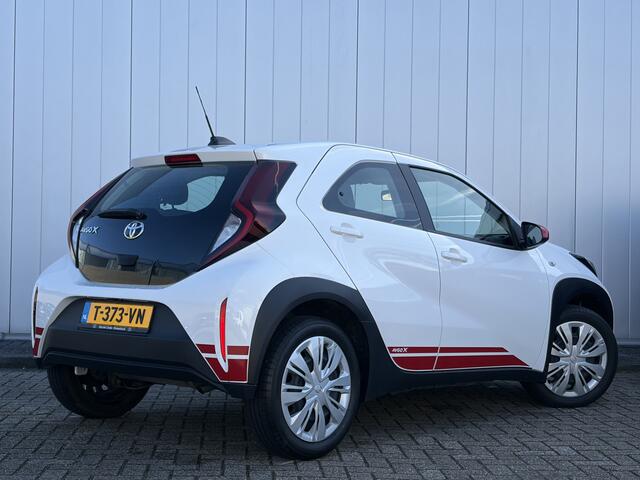 Toyota AYGO X 1.0 VVT-i MT Play Red Pack Carplay NL Auto Adapt Cruise Dealer Onderhouden