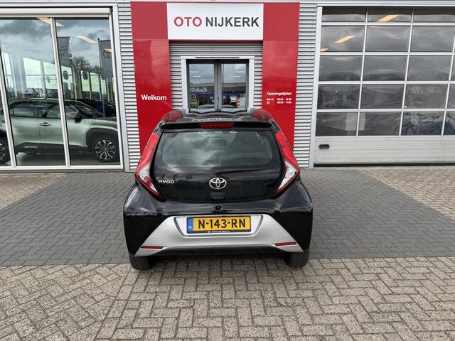 Toyota AYGO 1.0 VVT-i x-play