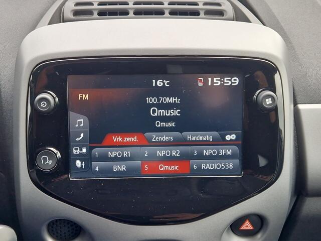 Toyota AYGO 1.0 VVT-i x-first Cabriodak - NL Auto - Carplay