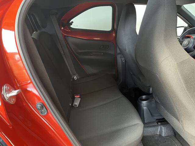 Toyota AYGO X 1.0 VVT-i MT Premium Apple Carplay Stoelverwarming Camera