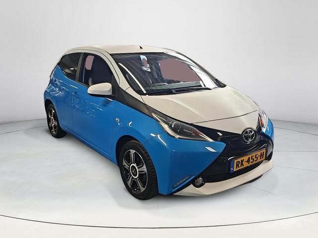 Toyota AYGO 1.0 VVT-i x-play Airco | Camera | Cruise