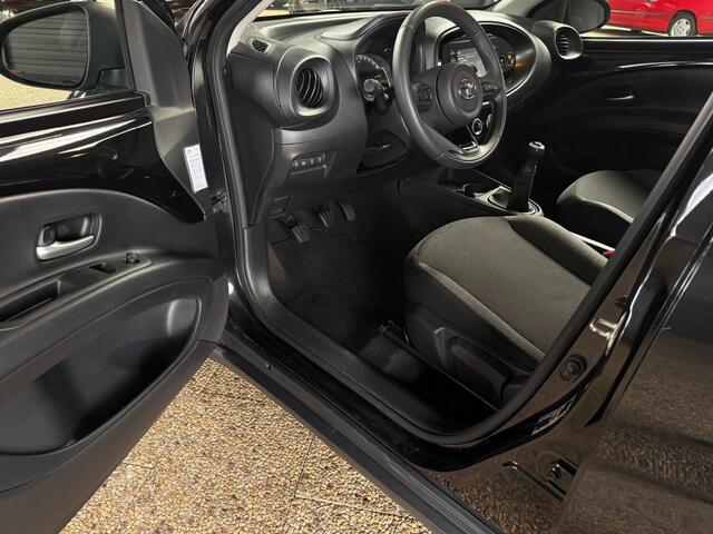 Toyota AYGO 1.0 VVT-i MT Play Camera 25000 km