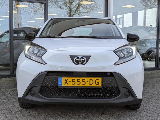 Toyota AYGO X 1.0 VVT-i MT Play | Adapt. Cruise | Airco | Camera | Carplay / Android Auto