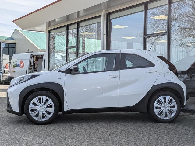 Toyota AYGO X 1.0 VVT-i MT Play | Adapt. Cruise | Airco | Camera | Carplay / Android Auto
