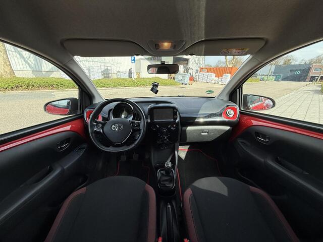 Toyota AYGO 1.0 VVT-i X-Cite | Cruise Control | Apple Carplay | Achteruitrijcamera |