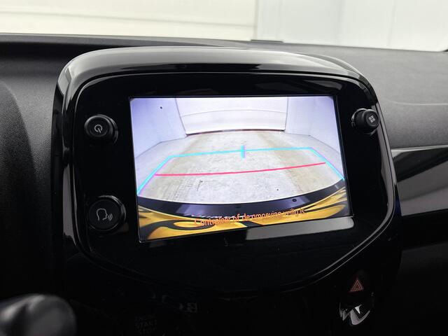 Toyota AYGO 1.0 VVT-i x-clusiv | Dealer Onderhouden | Keyless Entry | Climate Control | Apple Carplay / Android Auto | Onderweg-naar-dealer