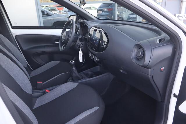 Toyota AYGO X 1.0 VVT-i MT Play - NL- Auto!!