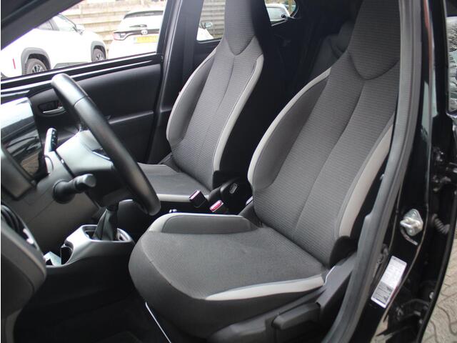 Toyota AYGO 1.0 VVT-i x-cite ultimate Achteruitrijcamera, Climate Control, Elektrische Ramen, Bluetooth