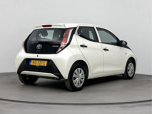 Toyota AYGO 1.0 VVT-i x-now | Achteruitrijcamera | NL auto | Dealeronderhouden | Onderweg-naar-dealer