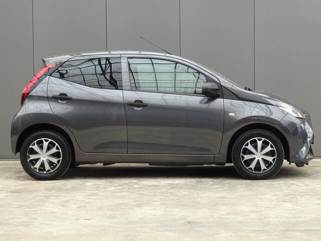 Toyota AYGO 1.0 VVT-i x-fun * EXTRA GETINT GLAS * VOLLE TANK !!