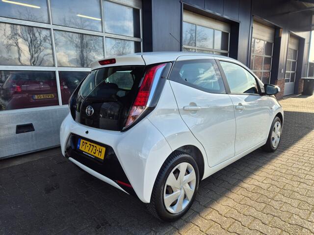 Toyota AYGO 1.0 VVT-I X-PLAY, Camera, Carplay, ALL In prijs!