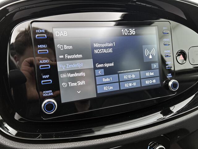 Toyota AYGO X 1.0 VVT-i S-CVT Limited | Cabriodak | Parkeersensoren | Automaat | Airco | Achteruitrijcamera