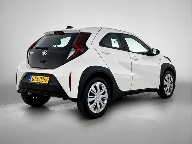 Toyota AYGO X 1.0 VVT-i MT Play | Apple Carplay & Android Auto | Parkeercamera |