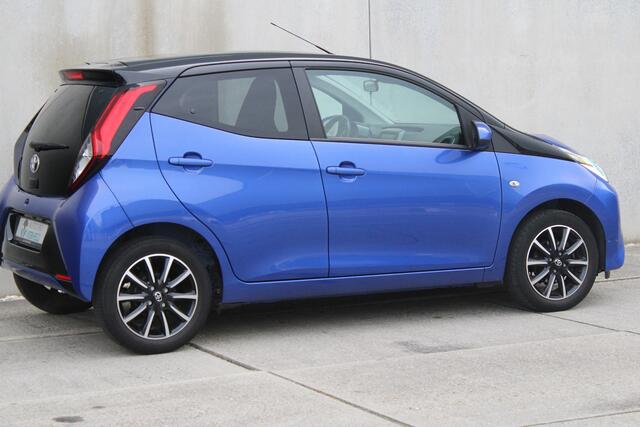 Toyota AYGO 1.0 VVT-i X-CLUSIV / AUTOMAAT / WEINIG KILOMETERS