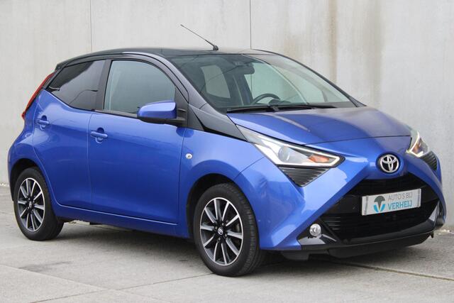 Toyota AYGO 1.0 VVT-i X-CLUSIV / AUTOMAAT / WEINIG KILOMETERS