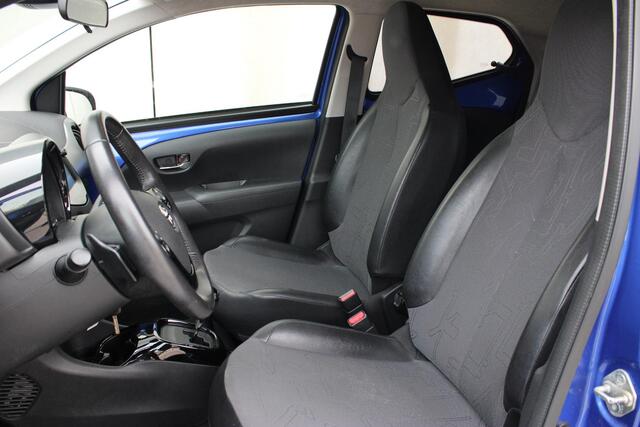 Toyota AYGO 1.0 VVT-i X-CLUSIV / AUTOMAAT / WEINIG KILOMETERS
