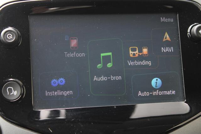 Toyota AYGO 1.0 VVT-i X-CLUSIV / AUTOMAAT / WEINIG KILOMETERS