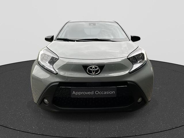Toyota AYGO X 1.0 VVT-i S-CVT first Bi tone | 4 seizoen | Rijklaar