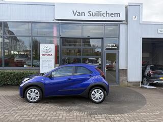toyota-aygo-x-1.0-vvt-i-s-cvt-play