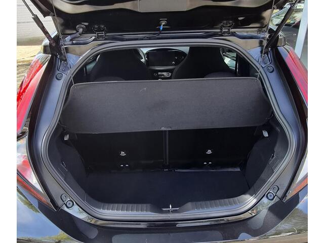 Toyota AYGO X 1.0 VVT-i MT Envy