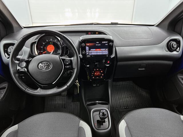 Toyota AYGO 1.0 VVT-i x-cite | Achteruitrijcamera | Dealeronderhouden | Onderweg-naar-dealer