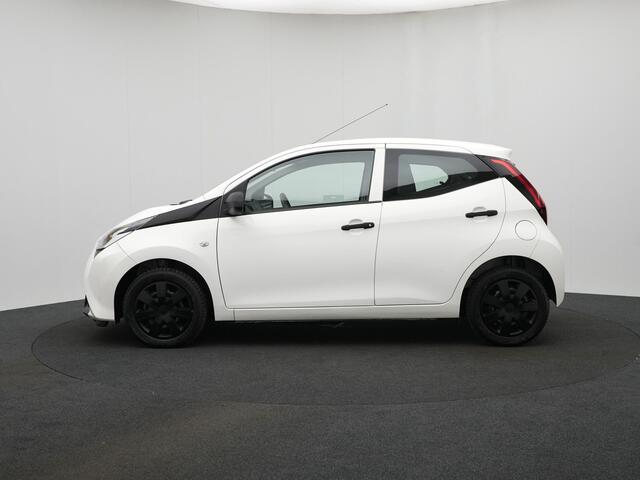 Toyota AYGO 1.0 VVT-i x-fun | Airco | Radio | Thuiskomerset |
