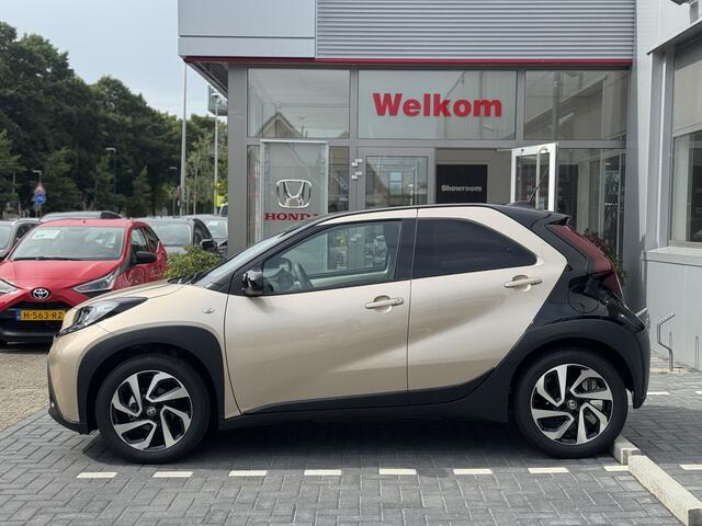 Toyota AYGO X 1.0 VVT-i MT Pulse | GEEN AFLEVERKOSTEN | Apple/Android, Cruise control, 17inch velgen, Voorstoelen verwarmd