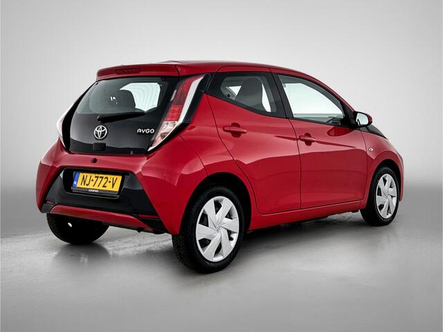 Toyota AYGO 1.0 VVT-i x-play | Camera | Dealeronderhouden |