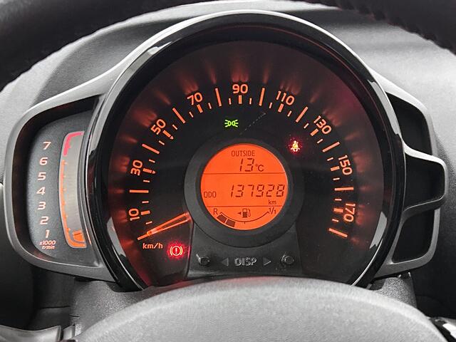 Toyota AYGO 1.0 VVT-i x-play | Camera | Dealeronderhouden |