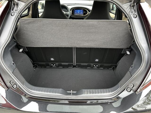 Toyota AYGO X 1.0 VVT-i S-CVT Envy